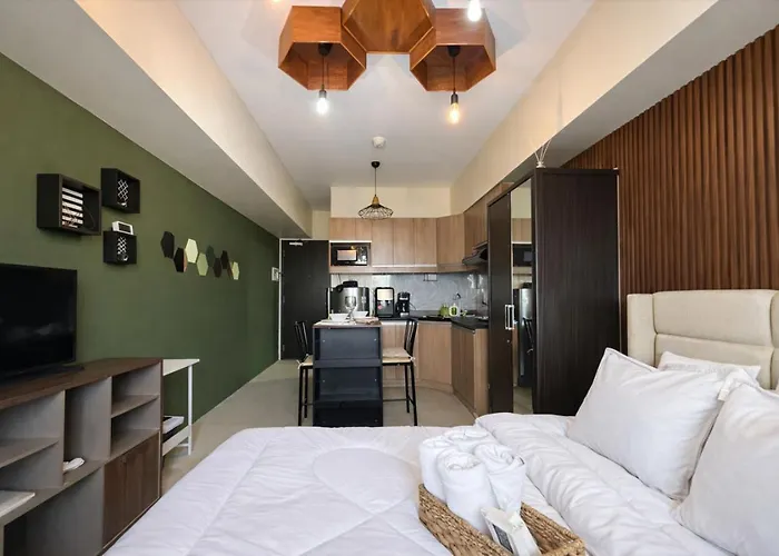 Evergreen Haven Prime It Park Spot Apartment